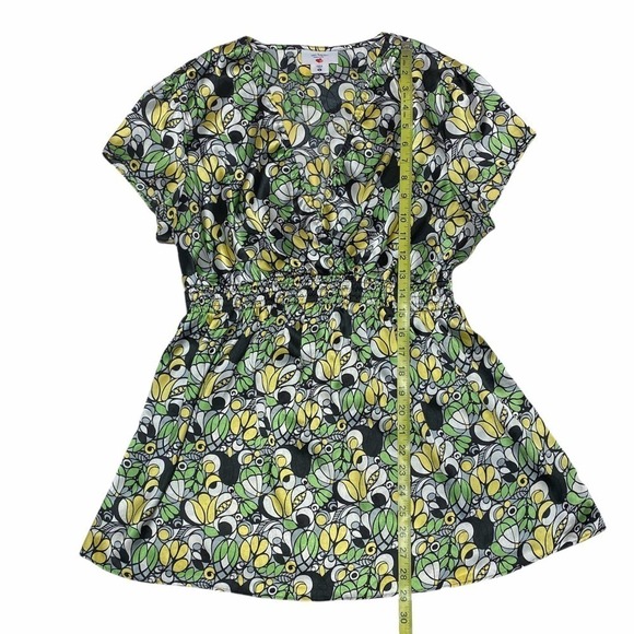 TWO Hearts Maternity Multicolored Geometric Blouse - Picture 6 of 12